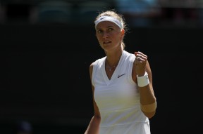 爱游戏-关于科维托娃迎来十赛季高光表现，曼联球迷沸腾！的信息