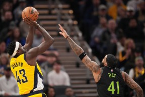 AYX-关于西亚卡姆关键节点战术调整，MAD带队取胜！的信息