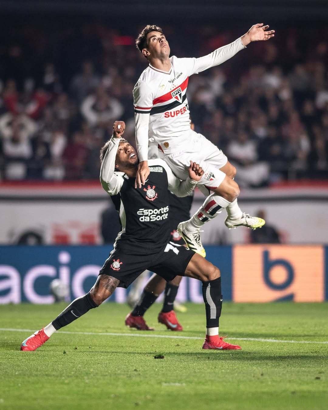  c罗十大残暴级进球!守门员这哪是人干的事啊 