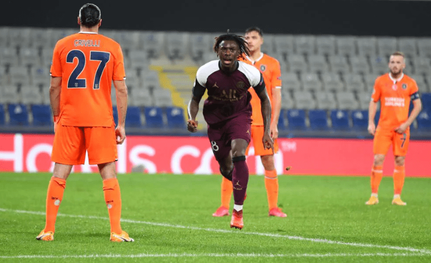 德罗巴连续十场比赛得分超过惊险取胜，C9挑战极限！的简单介绍