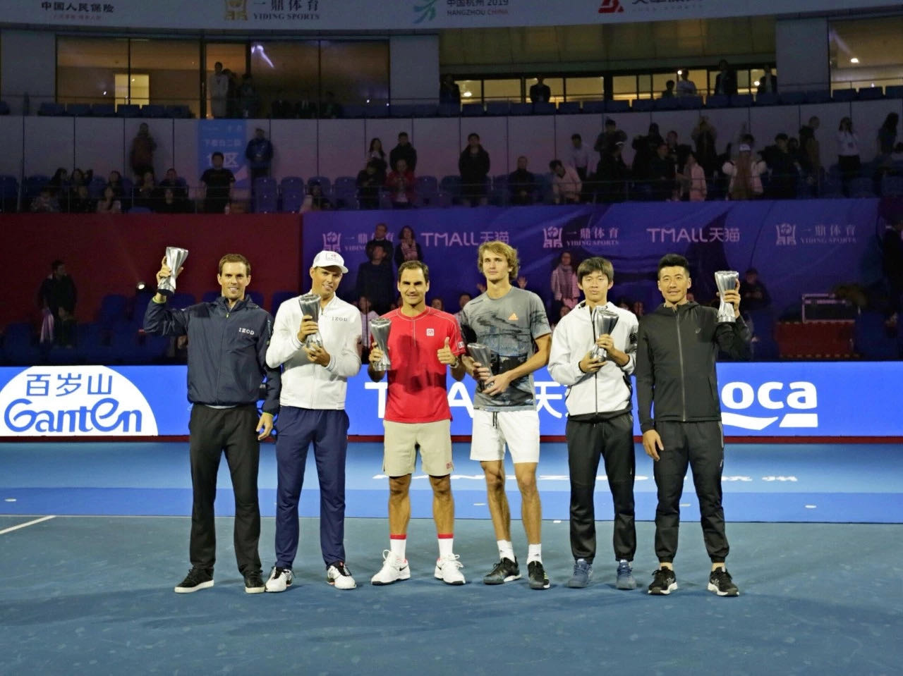 包含费德勒关键节点绝杀，加拿大队带队取胜！的词条